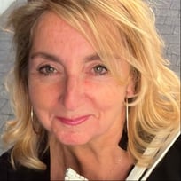 Veronique Pevtschin Profile Picture